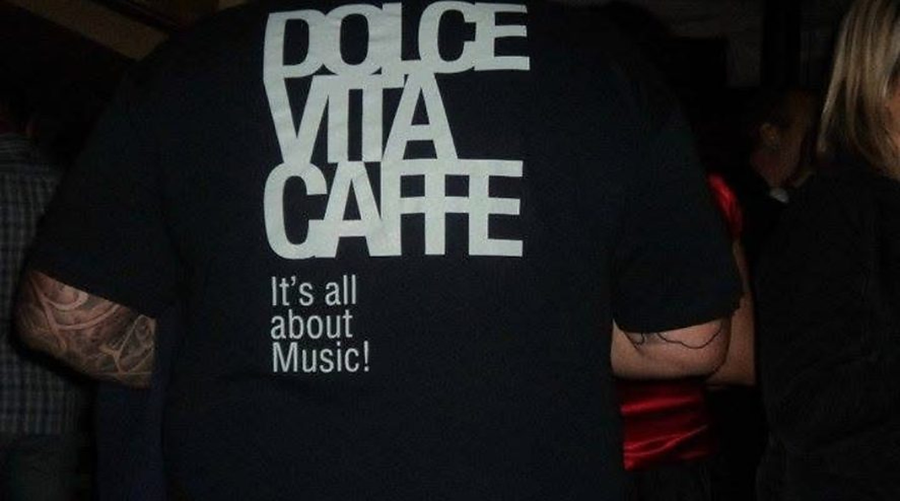 Dolce Vita Caffe t-shirt: It's all about Music!